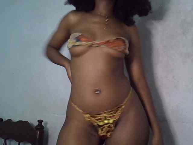 SpicyMackenzie1 webcam