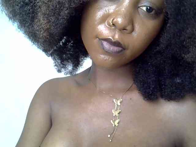 SpicyMackenzie1 webcam