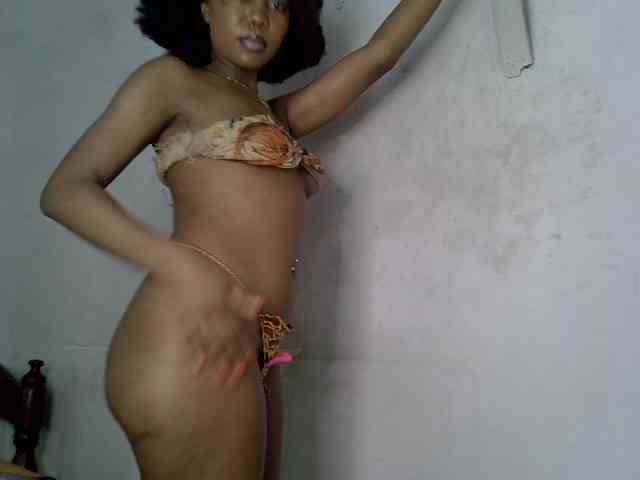SpicyMackenzie1 webcam