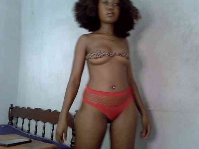 SpicyMackenzie1 webcam