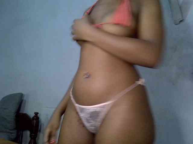 SpicyMackenzie1 webcam