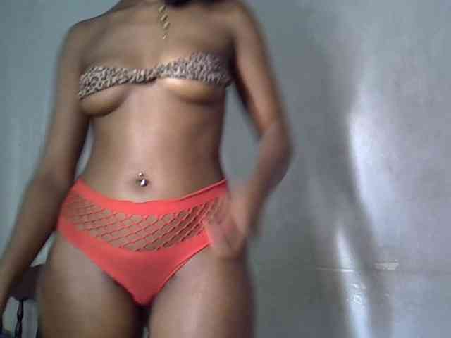 SpicyMackenzie1 webcam