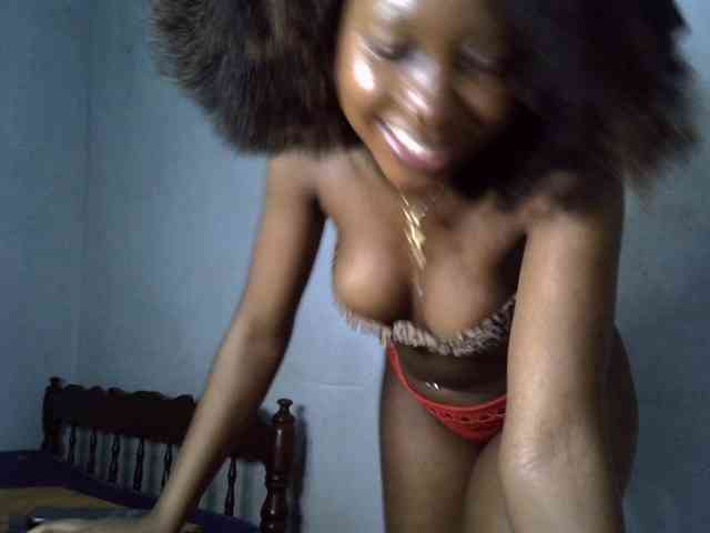 SpicyMackenzie1 webcam