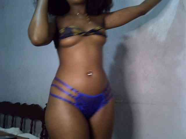 SpicyMackenzie1 webcam