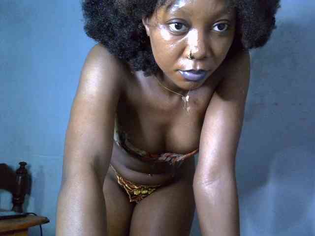 SpicyMackenzie1 webcam