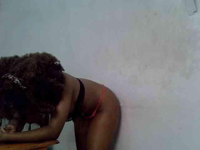 SpicyMackenzie1 webcam