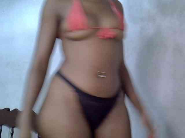 SpicyMackenzie1 webcam