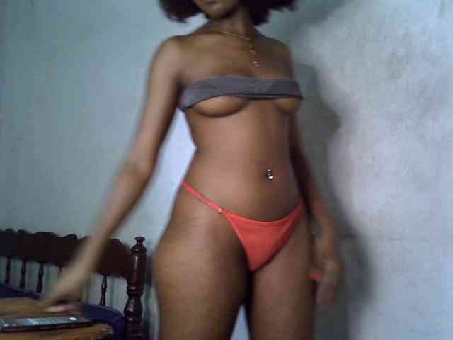 SpicyMackenzie1 webcam