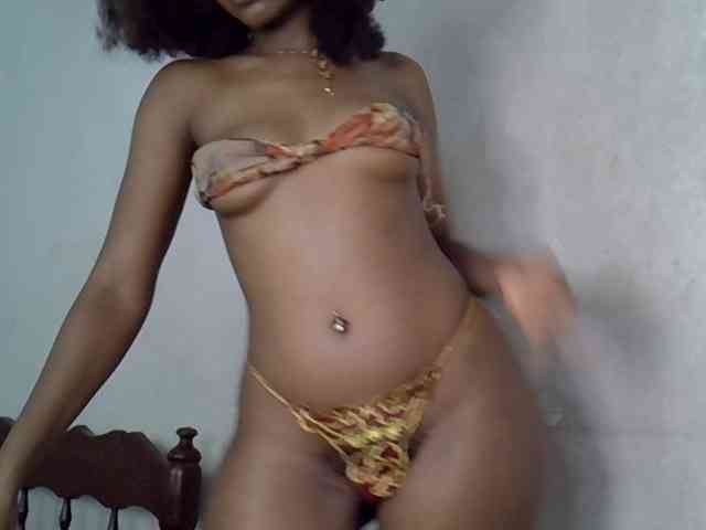 SpicyMackenzie1 webcam