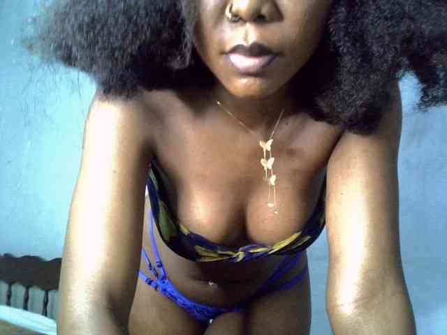 SpicyMackenzie1 webcam