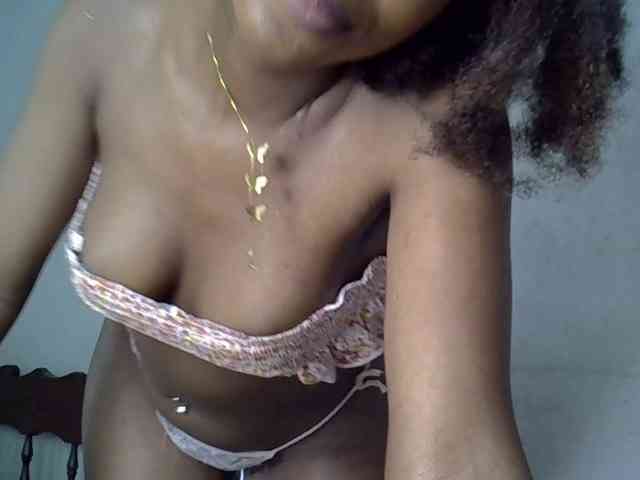 SpicyMackenzie1 webcam