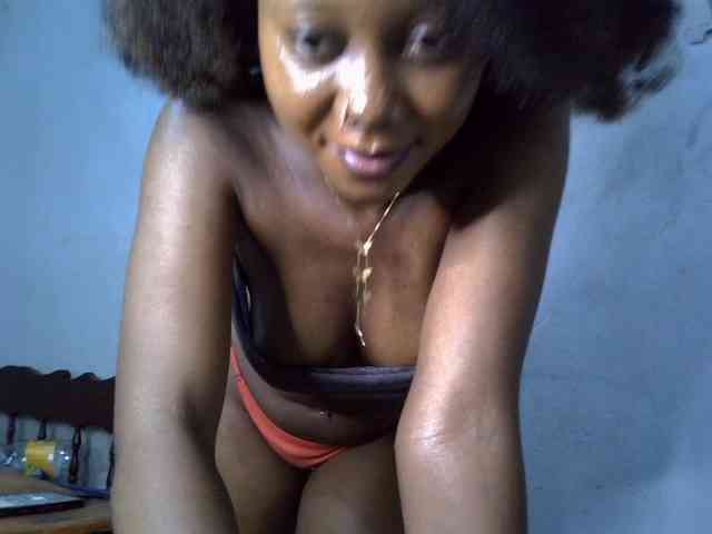 SpicyMackenzie1 webcam