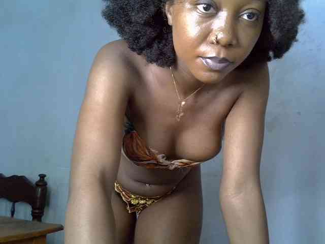 SpicyMackenzie1 webcam