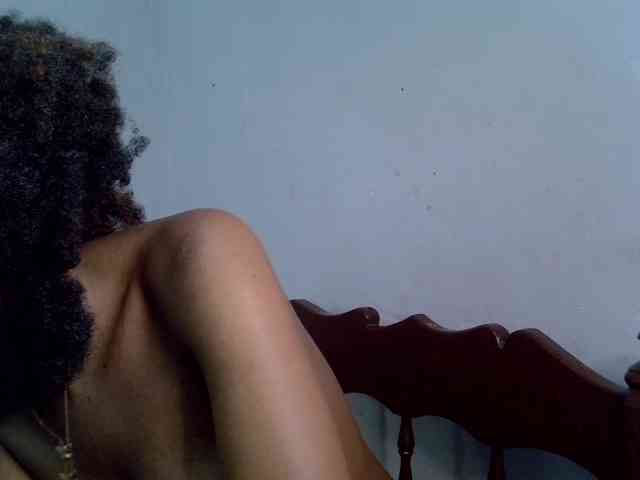 SpicyMackenzie1 webcam