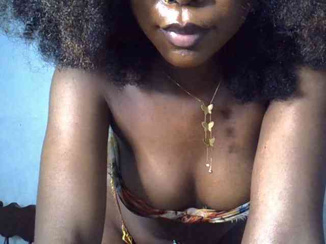 SpicyMackenzie1 webcam