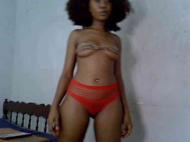 SpicyMackenzie1 webcam