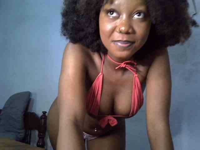 SpicyMackenzie1 webcam