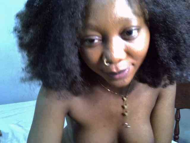 SpicyMackenzie1 webcam