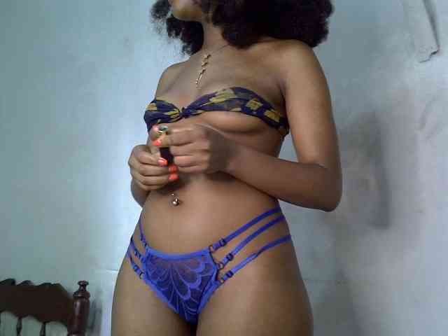 SpicyMackenzie1 webcam