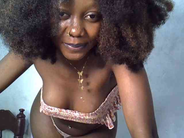 SpicyMackenzie1 webcam