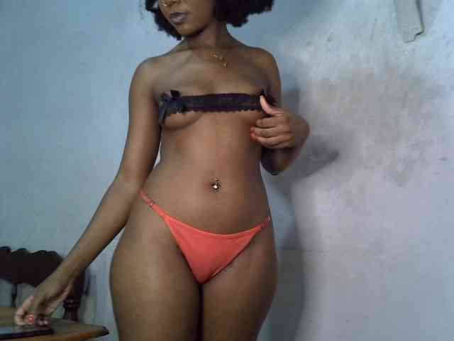 SpicyMackenzie1 webcam
