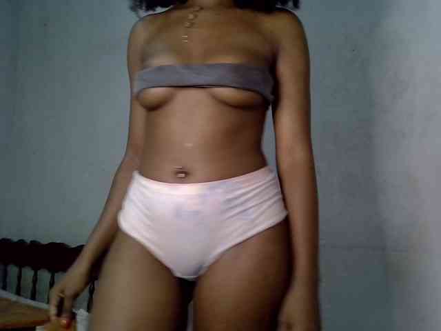 SpicyMackenzie1 webcam