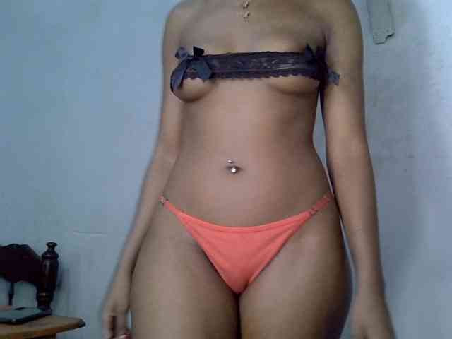 SpicyMackenzie1 webcam