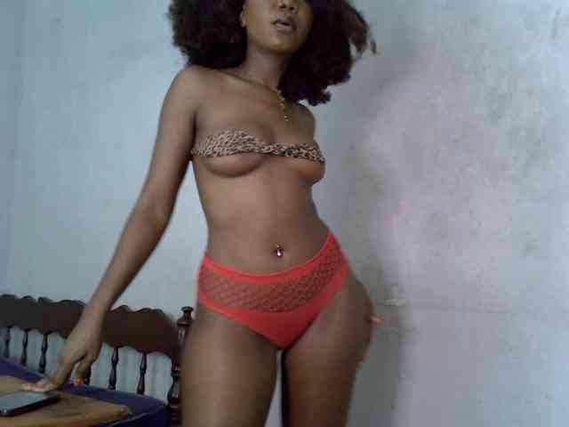 SpicyMackenzie1 webcam