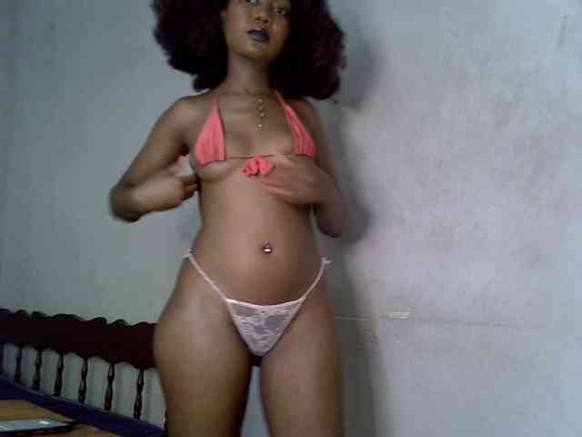 SpicyMackenzie1 webcam