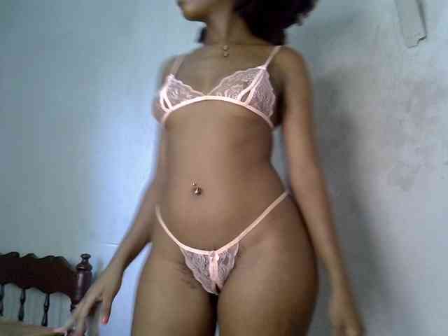 Model: SpicyMackenzie1