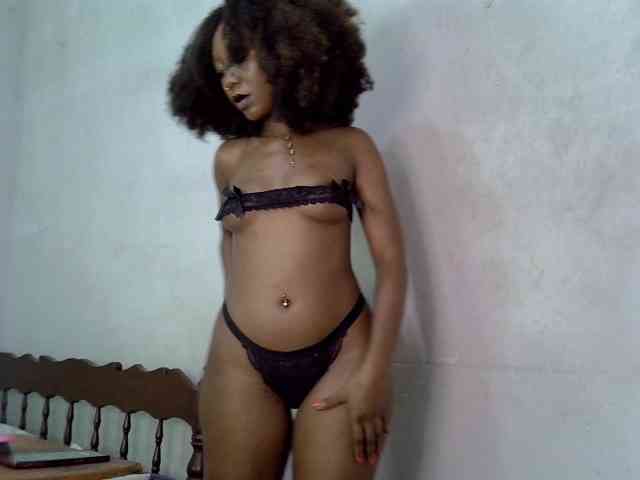 SpicyMackenzie1 webcam