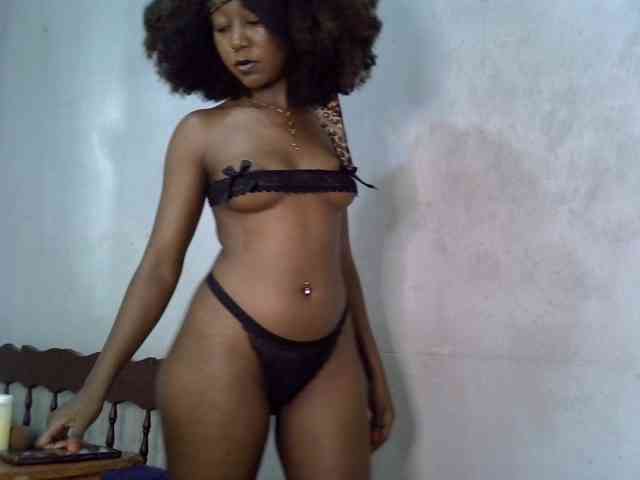 SpicyMackenzie1 webcam