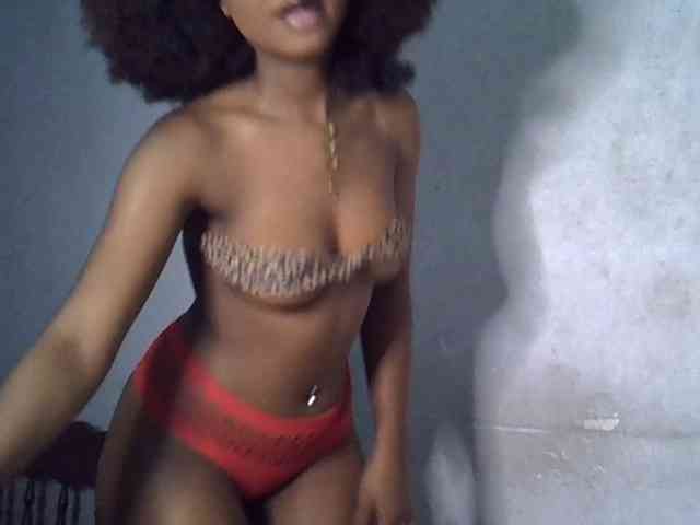 SpicyMackenzie1 webcam