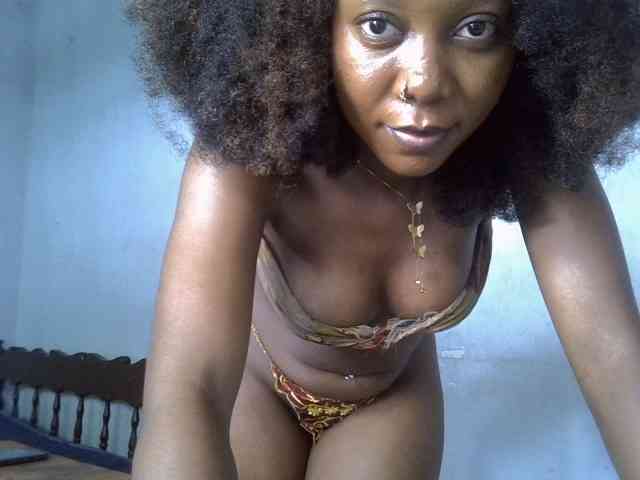 SpicyMackenzie1 webcam