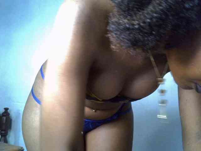 Model: SpicyMackenzie1