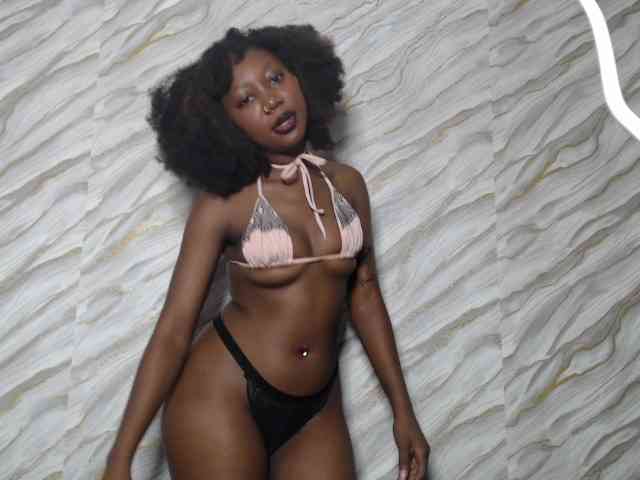 SpicyMackenzie1 webcam
