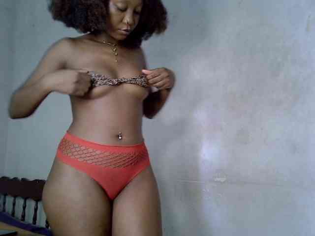 SpicyMackenzie1 webcam