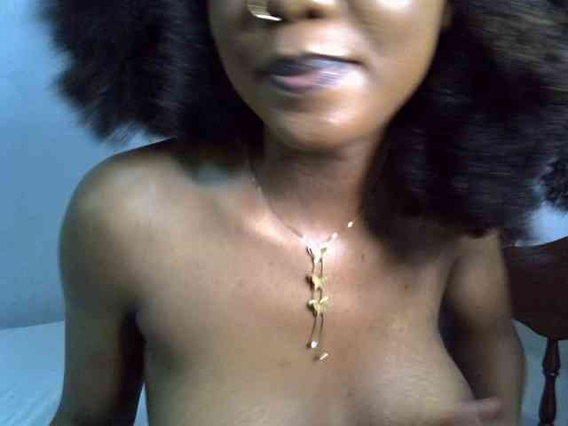 SpicyMackenzie1 webcam