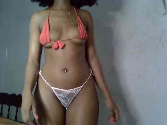 SpicyMackenzie1 webcam