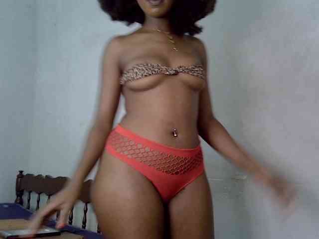 SpicyMackenzie1 webcam