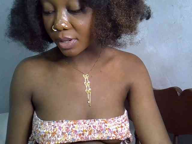 SpicyMackenzie1 webcam