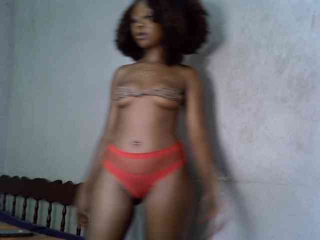 SpicyMackenzie1 webcam