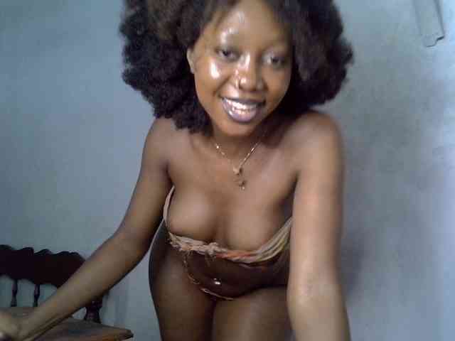 SpicyMackenzie1 webcam