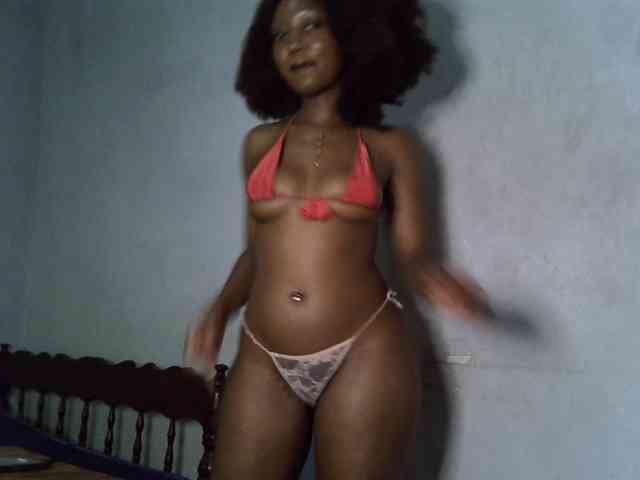 SpicyMackenzie1 webcam