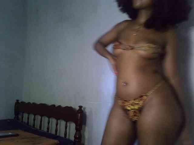 SpicyMackenzie1 webcam