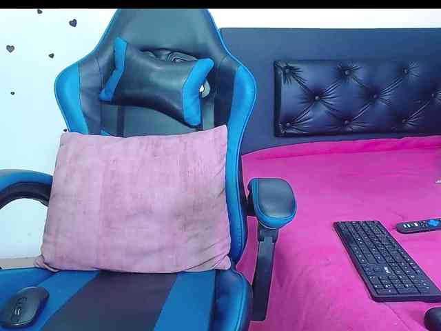 Angela-Depp webcam