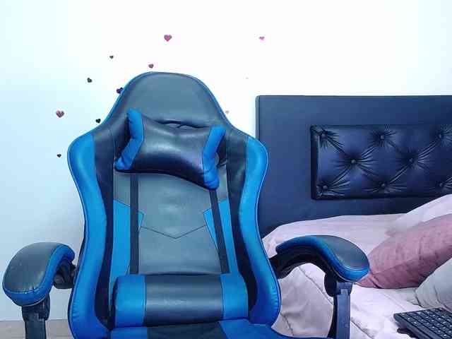 Angela-Depp webcam