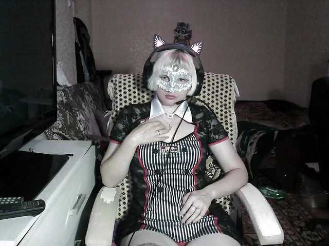 -Julia-Rain- live cam on BongaCams