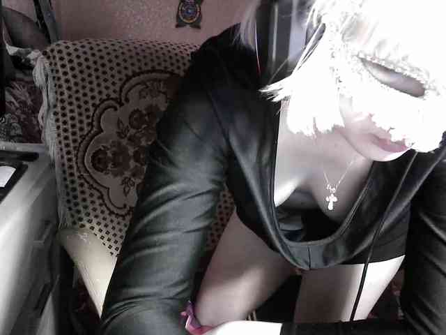 -Julia-Rain-