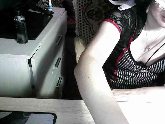 -Julia-Rain- webcam
